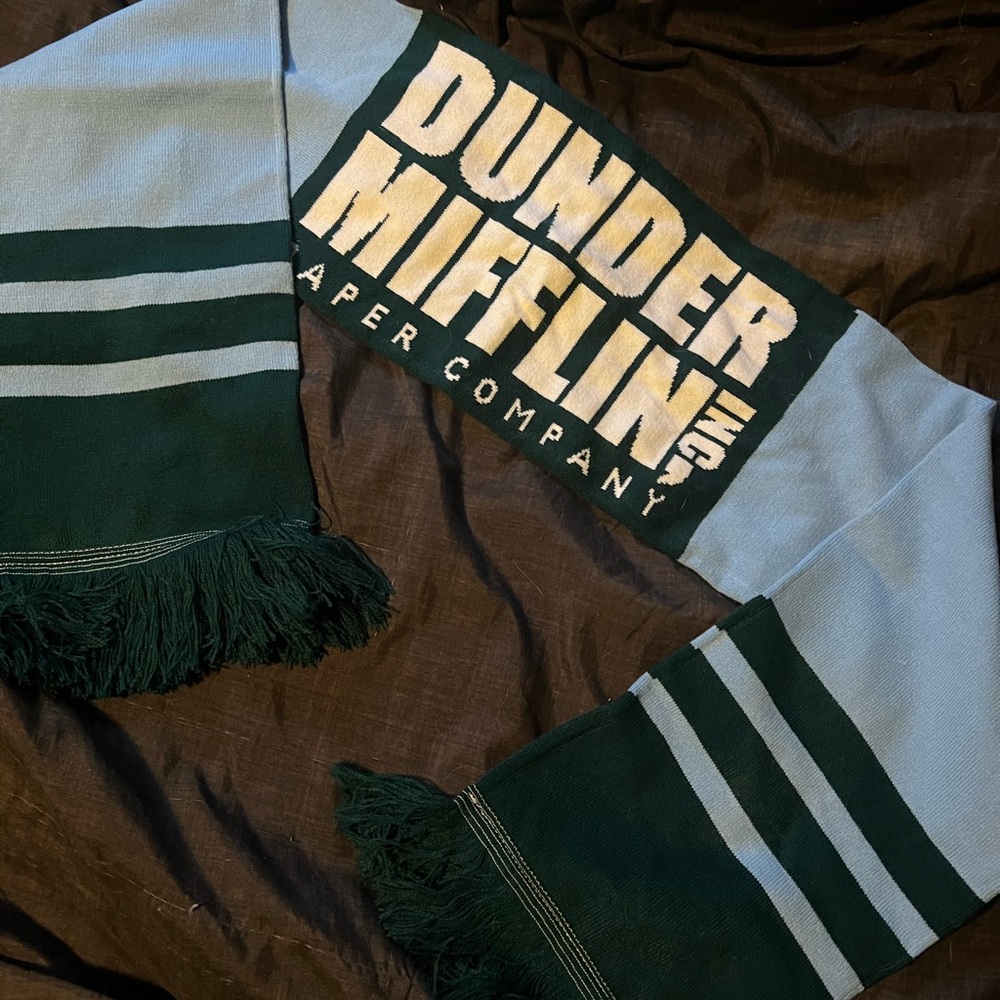 Dunder Mifflin Scarf